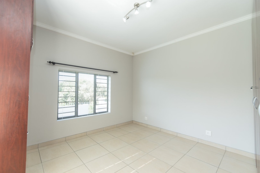 To Let 3 Bedroom Property for Rent in Lovemore Heights Estate Eastern Cape